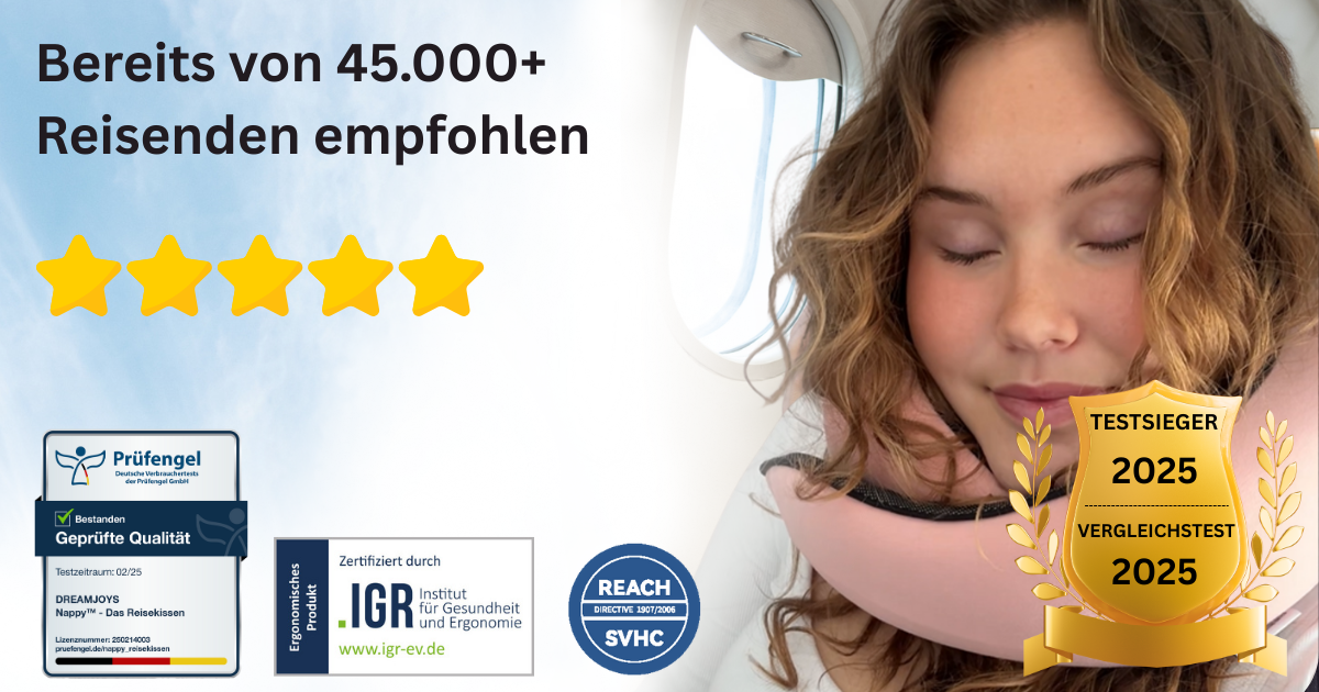 Frau mit Dreamjoys Nappy Reisekissen im Flugzeug – ergonomisches Nackenkissen mit 360° Stütze, bestes Reisekissen Flugzeug